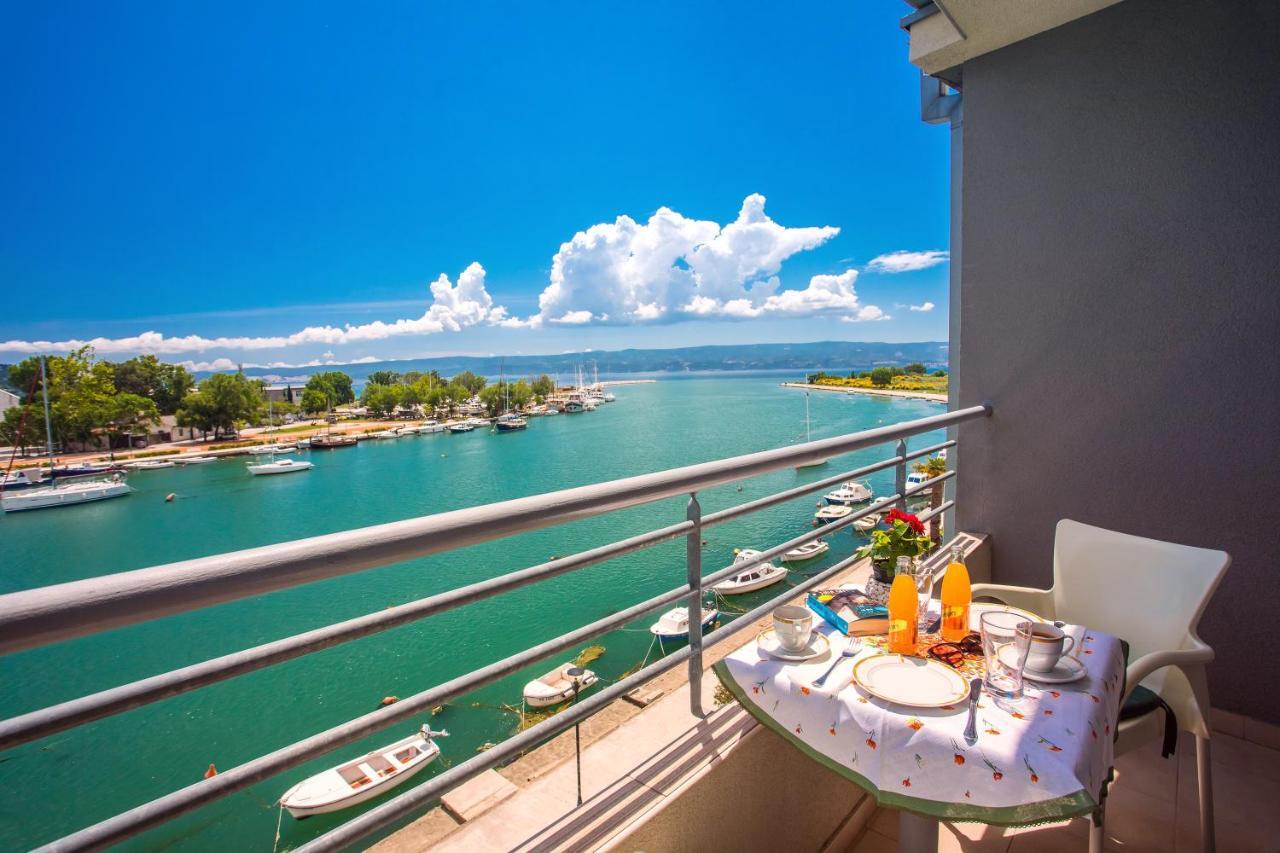 Apartmani Ribnjak Seka Omis Bagian luar foto