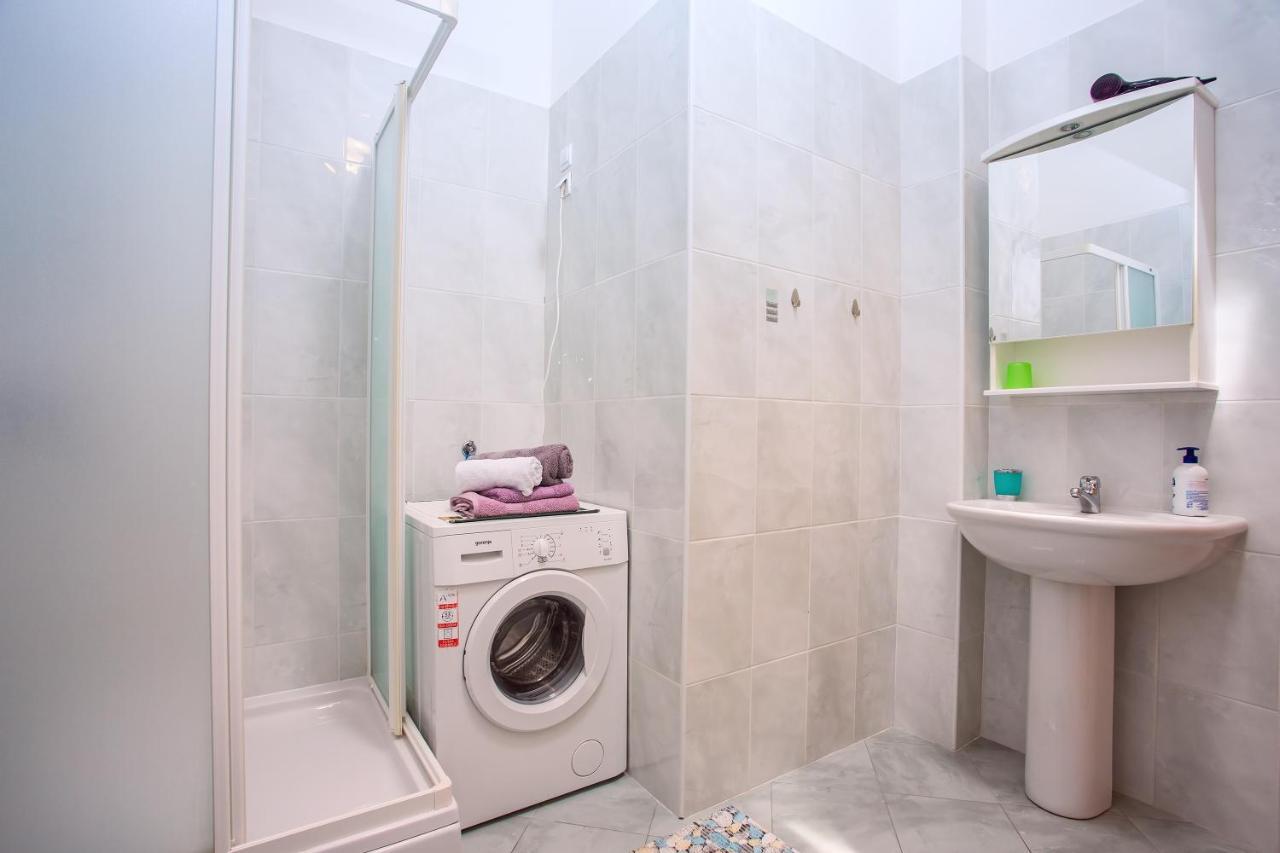 Apartmani Ribnjak Seka Omis Bagian luar foto